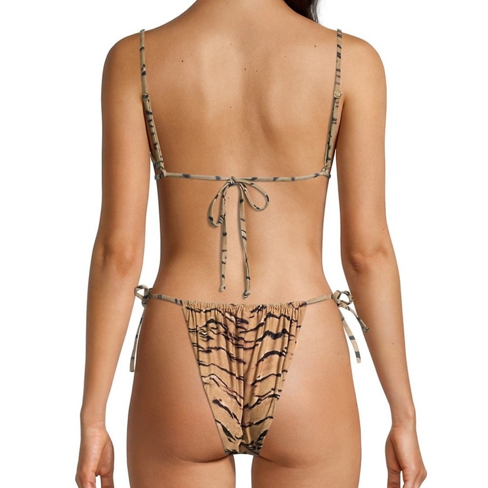 WeWoreWhat Ruched Underwire Bikini Top M - Picture 3 of 3